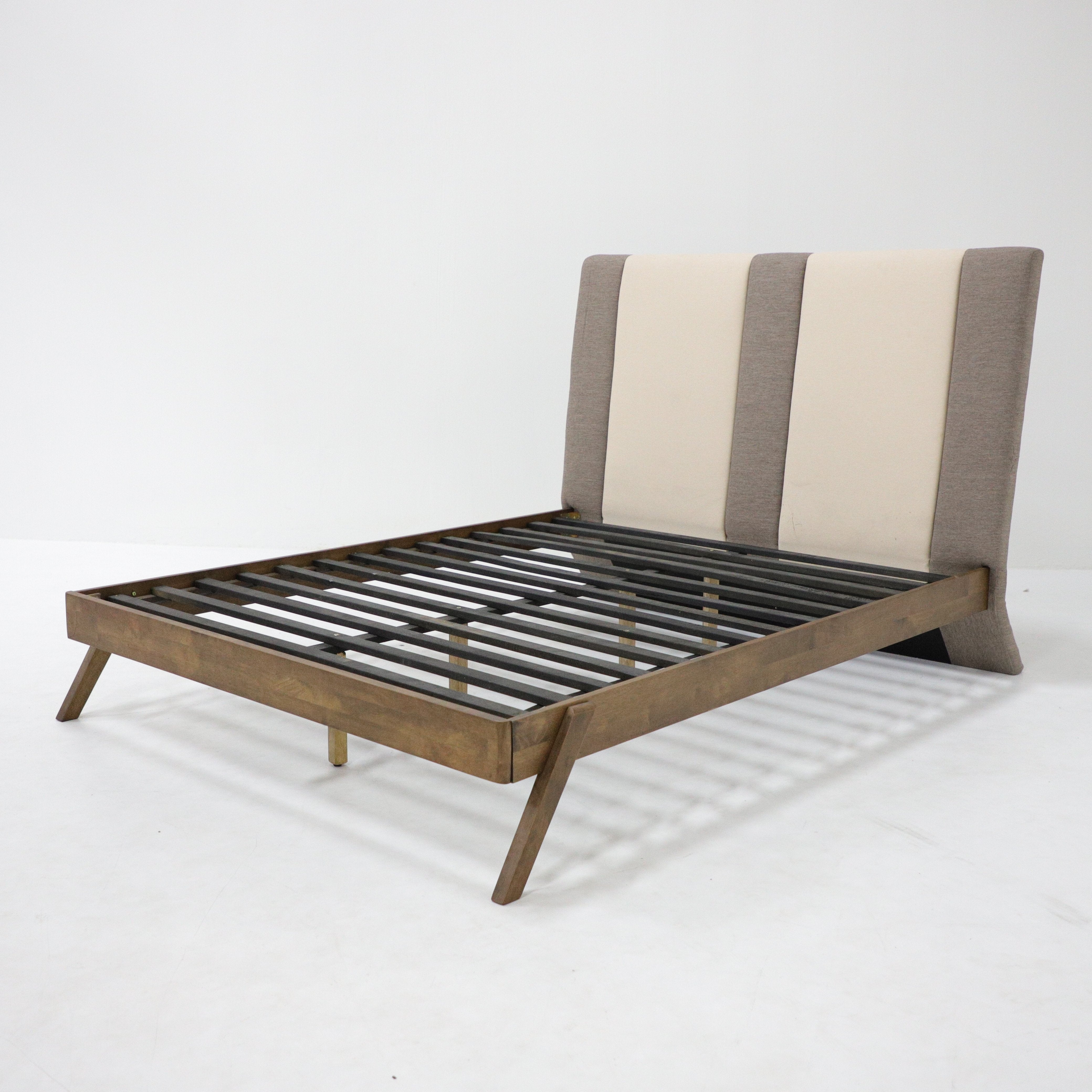 <b>Mirilo King Bed with Cushion</b><br>L1925 X D2115 X H1230MM