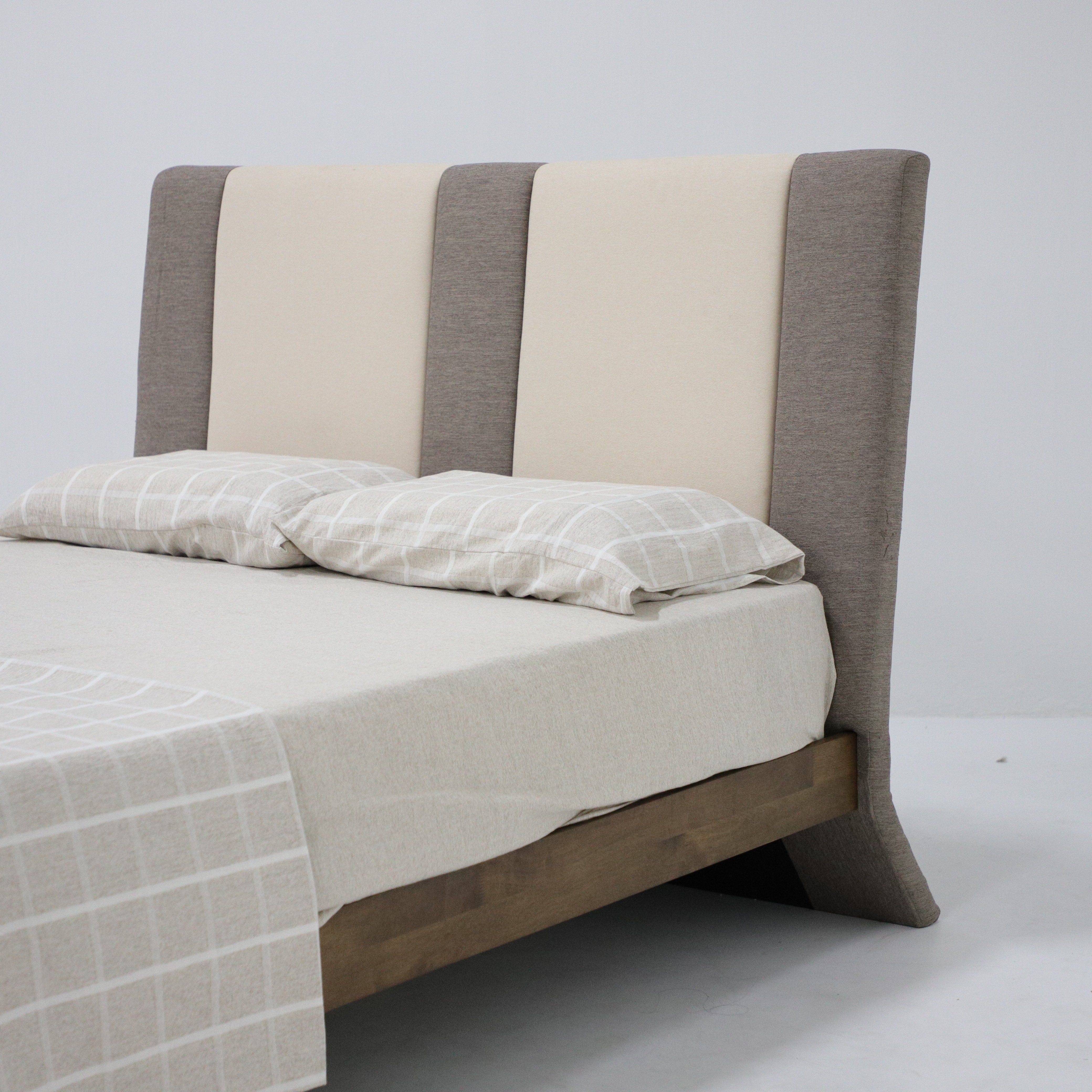 <b>Mirilo Queen Bed with Cushion</b><br>L1620 X D2115 X H1230MM